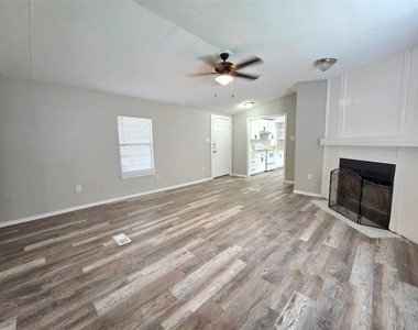 310 Paddock Road - Photo Thumbnail 2