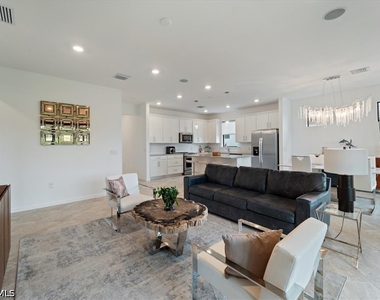5644 Celebration Drive - Photo Thumbnail 7