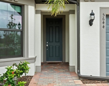 5644 Celebration Drive - Photo Thumbnail 4