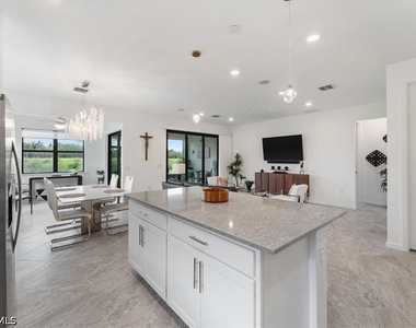 5644 Celebration Drive - Photo Thumbnail 12