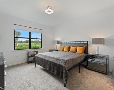 5644 Celebration Drive - Photo Thumbnail 19