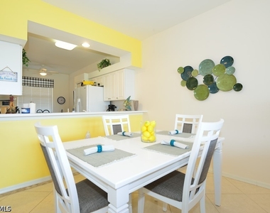 3830 Sawgrass Way - Photo Thumbnail 4