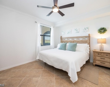 17981 Bonita National Boulevard - Photo Thumbnail 12