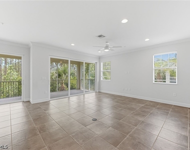 6969 Avalon Circle - Photo Thumbnail 7