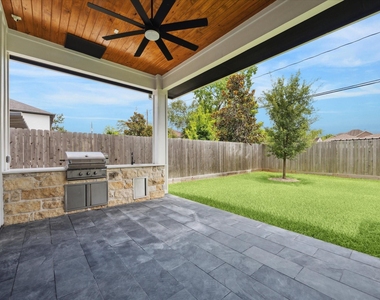 1419 Candlelight Lane - Photo Thumbnail 27