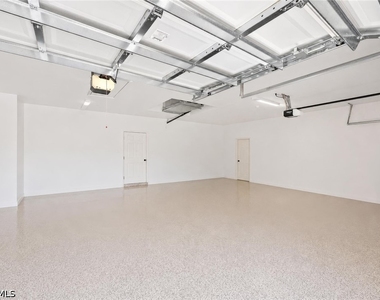 13360 Bridgeford Avenue - Photo Thumbnail 35
