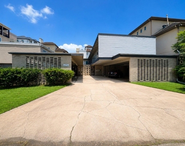 2414 Mimosa Drive - Photo Thumbnail 9