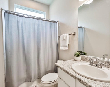13219 S Salmon River Circle - Photo Thumbnail 28