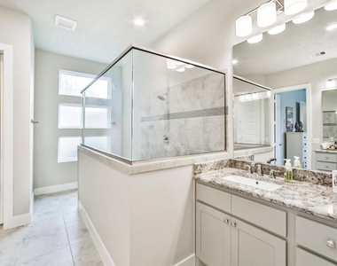 13219 S Salmon River Circle - Photo Thumbnail 22