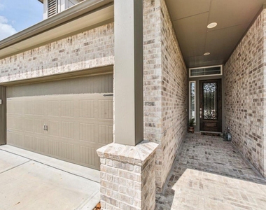13219 S Salmon River Circle - Photo Thumbnail 2