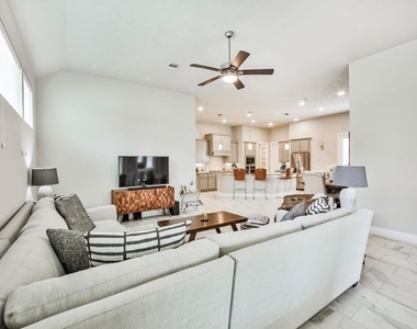 13219 S Salmon River Circle - Photo Thumbnail 8
