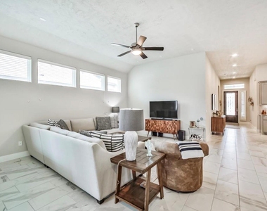 13219 S Salmon River Circle - Photo Thumbnail 7