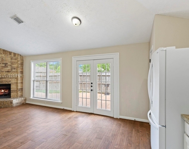 21435 Deerhaven Drive - Photo Thumbnail 11