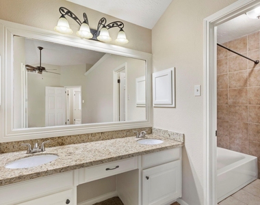 21435 Deerhaven Drive - Photo Thumbnail 18