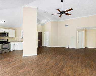 21435 Deerhaven Drive - Photo Thumbnail 6
