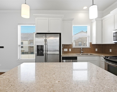 8239 Cambridge Street - Photo Thumbnail 10