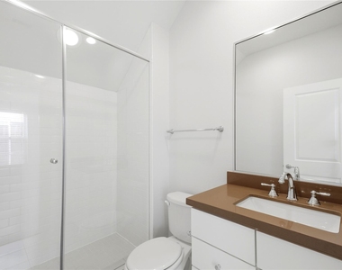 8239 Cambridge Street - Photo Thumbnail 19