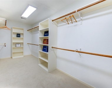 2327 Centerbrook Lane - Photo Thumbnail 39