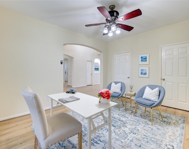 2327 Centerbrook Lane - Photo Thumbnail 3