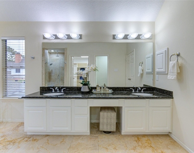 2327 Centerbrook Lane - Photo Thumbnail 37