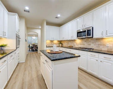 2327 Centerbrook Lane - Photo Thumbnail 13