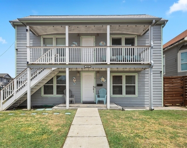 1028 Avenue K - Photo Thumbnail 1