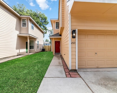 203 W Stedhill Loop Loop - Photo Thumbnail 1