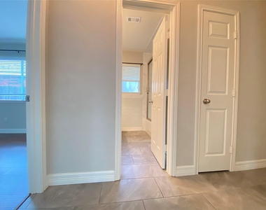2222 Alberton Lane - Photo Thumbnail 16