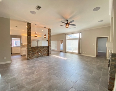 2222 Alberton Lane - Photo Thumbnail 5