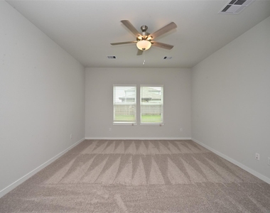 3919 Accolade Crossing - Photo Thumbnail 16
