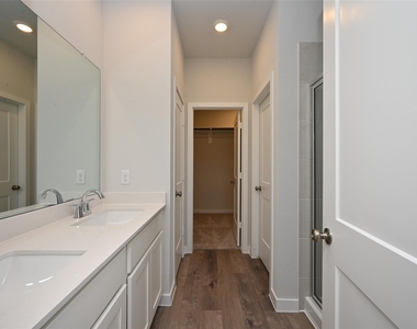3919 Accolade Crossing - Photo Thumbnail 18