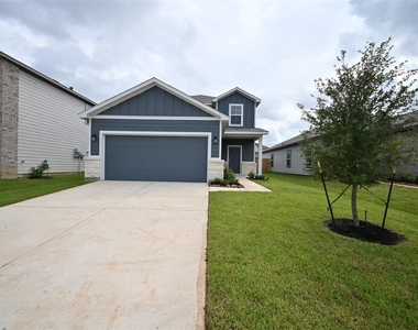 3919 Accolade Crossing - Photo Thumbnail 1