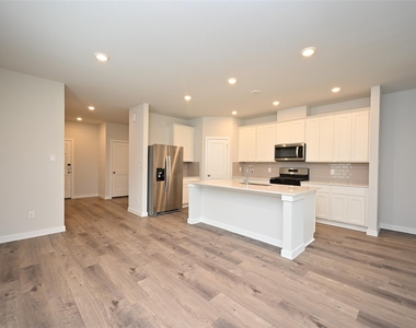 3919 Accolade Crossing - Photo Thumbnail 6