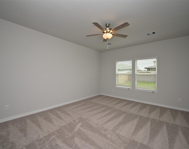 3919 Accolade Crossing - Photo Thumbnail 15