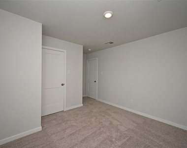 3919 Accolade Crossing - Photo Thumbnail 29