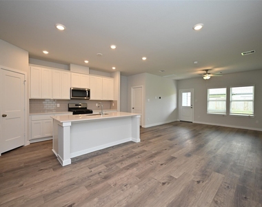 3919 Accolade Crossing - Photo Thumbnail 7