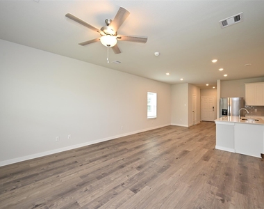 3919 Accolade Crossing - Photo Thumbnail 13