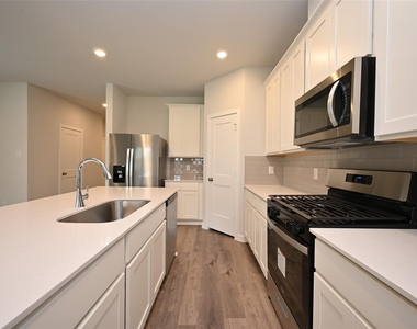 3919 Accolade Crossing - Photo Thumbnail 11