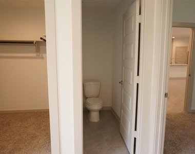 3966 Canyon Shore Lane - Photo Thumbnail 21