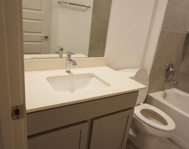 3966 Canyon Shore Lane - Photo Thumbnail 22