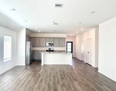 17477 Rosewood Manor Lane Lane - Photo Thumbnail 13