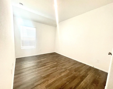 17477 Rosewood Manor Lane Lane - Photo Thumbnail 12
