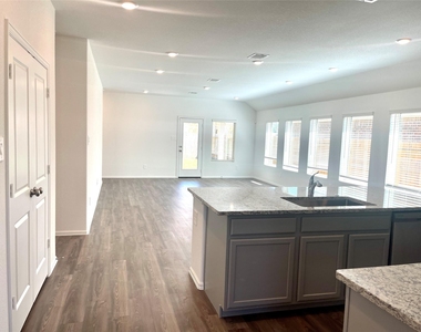 17477 Rosewood Manor Lane Lane - Photo Thumbnail 5