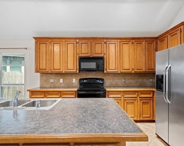 13306 Brantfield Park Lane - Photo Thumbnail 9