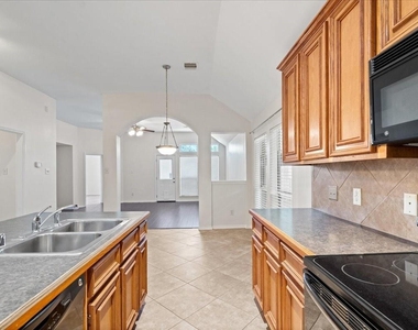 13306 Brantfield Park Lane - Photo Thumbnail 15