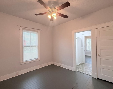 1924 26th Street - Photo Thumbnail 26
