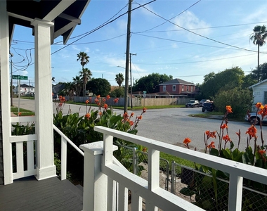 1924 26th Street - Photo Thumbnail 2