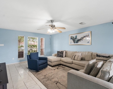 13723 Anwar Drive - Photo Thumbnail 6