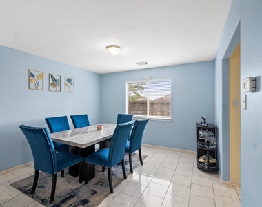 13723 Anwar Drive - Photo Thumbnail 7