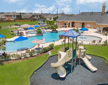 2634 Chivalry Lane - Photo Thumbnail 44
